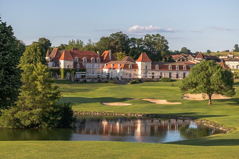 Onyria Quinta da Marinha neemt Château des Vigiers over - Blog