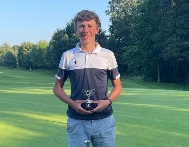 Julien Dulait en Laetitia Vandeplas halen het in Order of Merit U16 - Blog